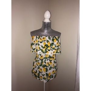 Off the Shoulder Lemon Print Top 🍋
